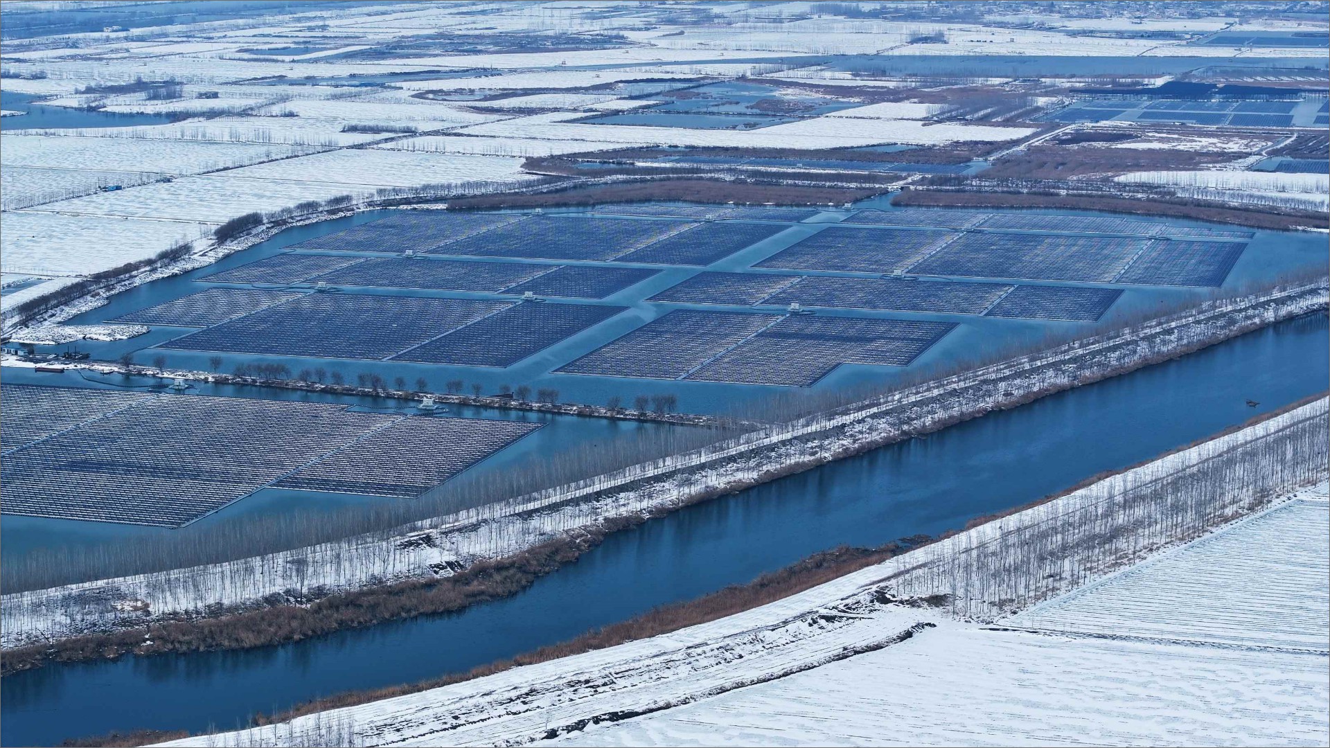 山东兖州一期250MW漂浮电站