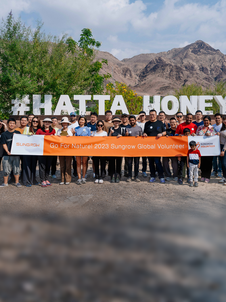 2500个身影在全球写下温暖